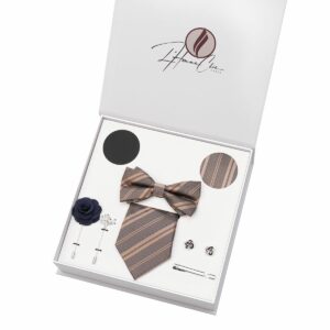 Set Cravate Composé Marron avec Cravate Marron à Rayure